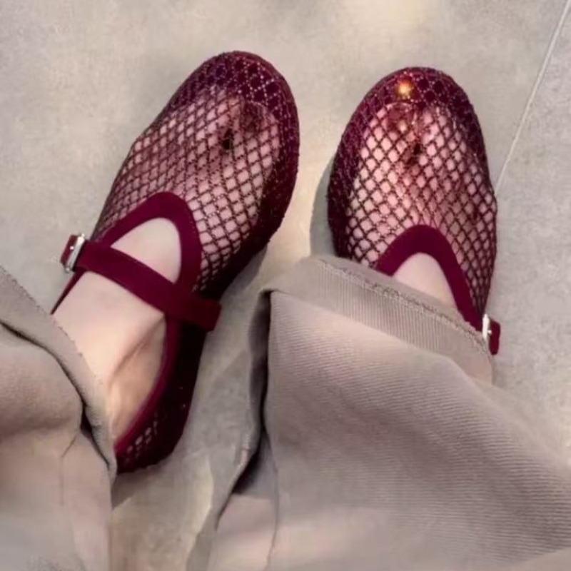 Hollow Rhinestone Baotou Sanda - огляд і ціна Sandals