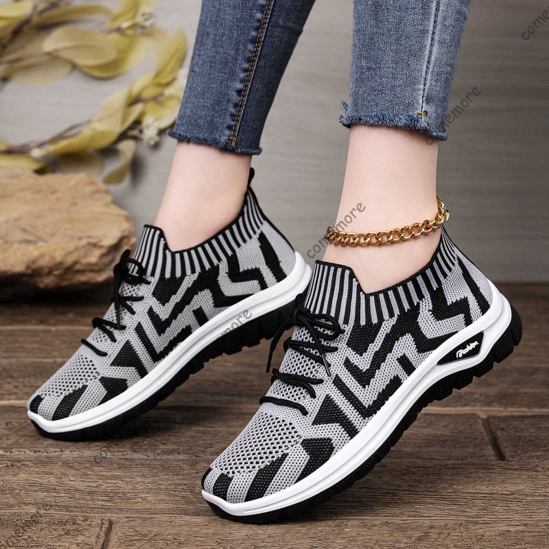 Women's Knit Slip-On Sneakers  - огляд і ціна Knit Fabric Lace Up Sneakers